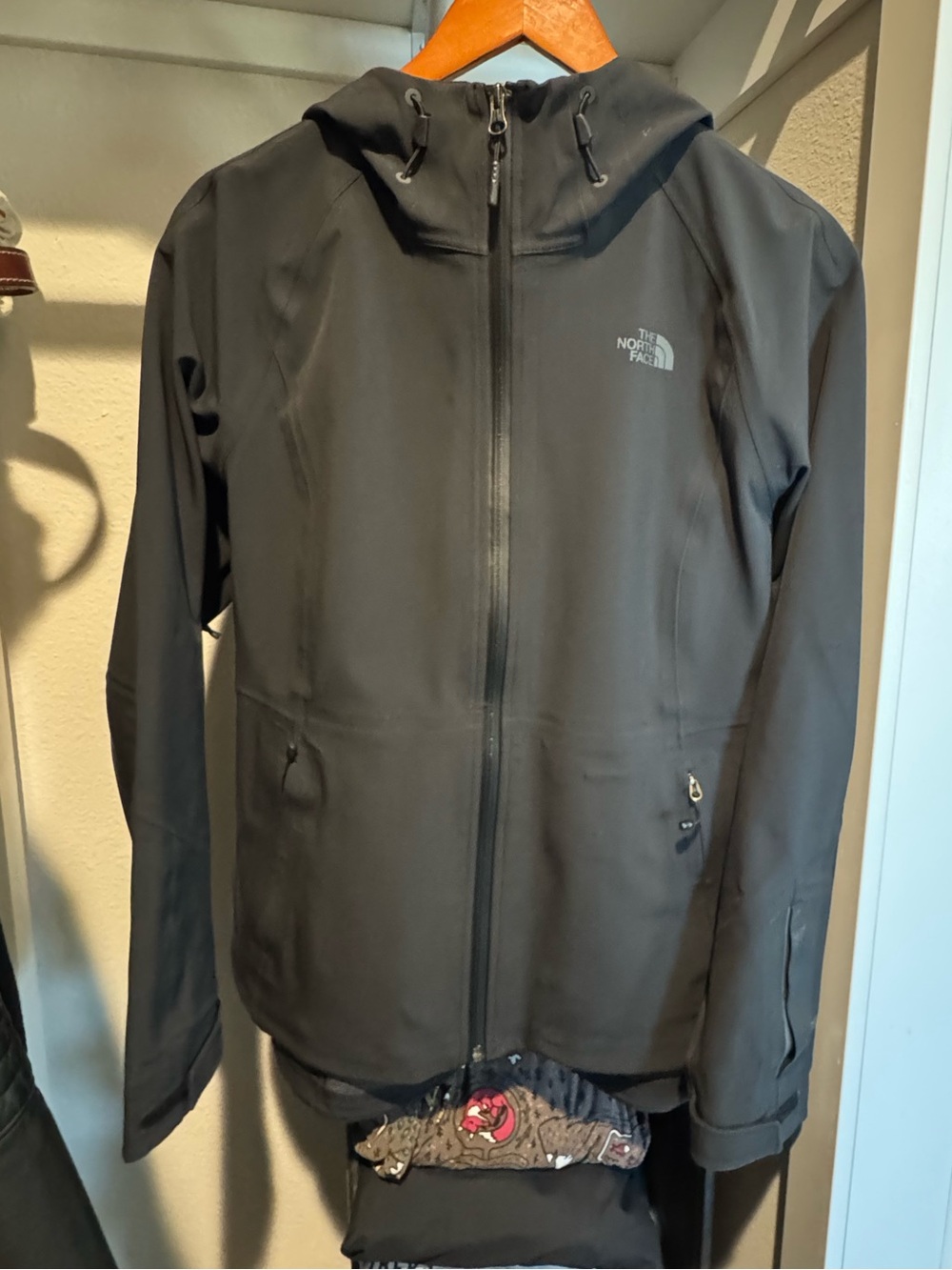 The North Face Women's Black Hooded Softshell Jacket. Gortex flex all weatherpro